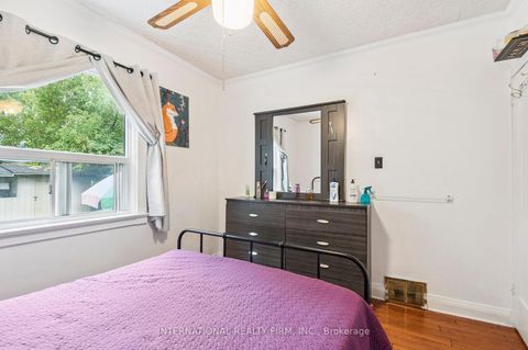 Photo 16 at 1982 Lawrence Avenue W, Weston, Toronto