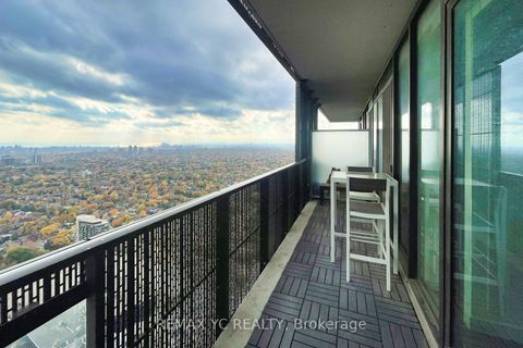 Photo 15 at 4801 - 8 Eglinton Avenue E, Mount Pleasant West, Toronto