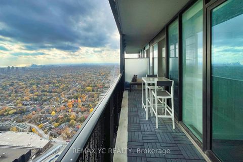 Photo 16 at 4801 - 8 Eglinton Avenue E, Mount Pleasant West, Toronto