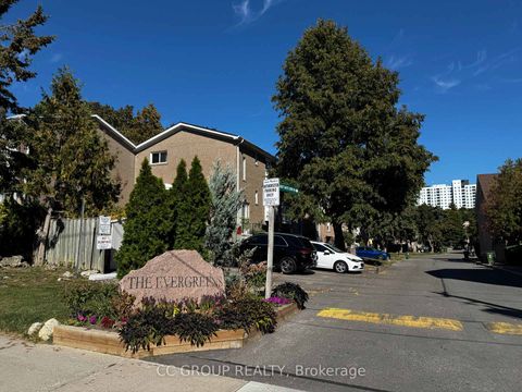 Photo 3 at 302 - 19 Liszt Gate, Hillcrest Village, Toronto