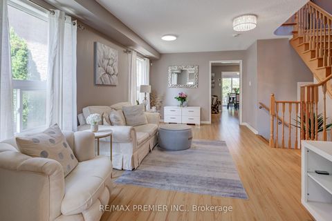 Photo 8 at 89 Ronan Crescent, Sonoma Heights, Vaughan