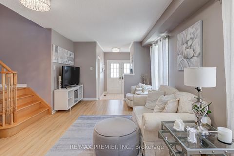Photo 12 at 89 Ronan Crescent, Sonoma Heights, Vaughan