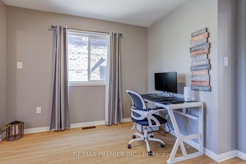Photo 14 at 89 Ronan Crescent, Sonoma Heights, Vaughan