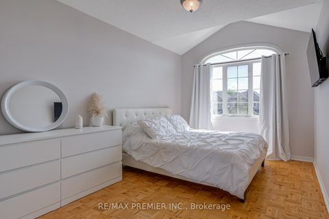 Photo 31 at 89 Ronan Crescent, Sonoma Heights, Vaughan