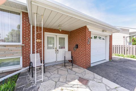 Photo 2 at 44 Birgitta Crescent, West Deane, Toronto