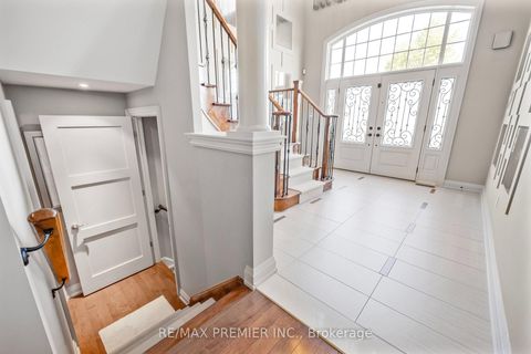 Photo 9 at 76 Orleans Circle, Vellore Village, Vaughan