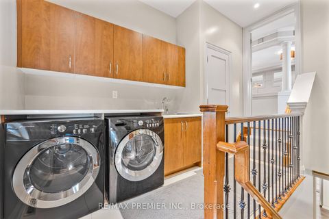Photo 18 at 76 Orleans Circle, Vellore Village, Vaughan