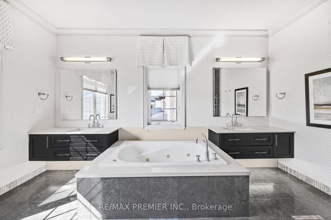 Photo 25 at 76 Orleans Circle, Vellore Village, Vaughan