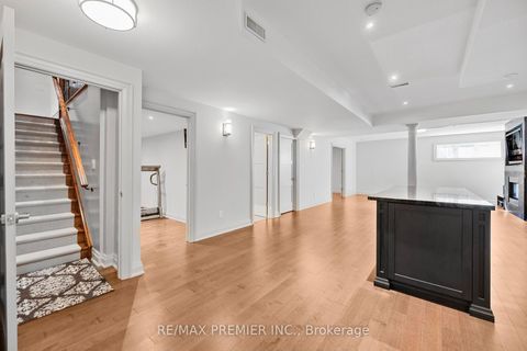 Photo 32 at 76 Orleans Circle, Vellore Village, Vaughan
