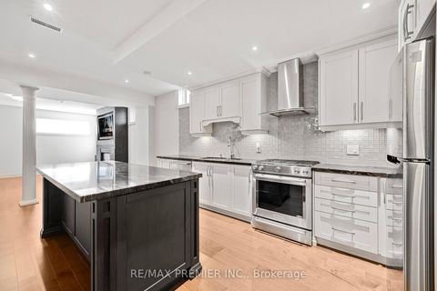 Photo 36 at 76 Orleans Circle, Vellore Village, Vaughan