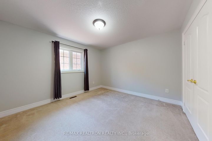 Photo 27 at 363 Maria Antonia Road, Vellore Village, Vaughan