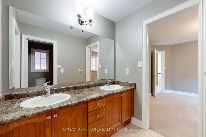 Photo 29 at 363 Maria Antonia Road, Vellore Village, Vaughan