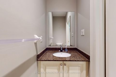 Photo 15 at 363 Maria Antonia Road, Vellore Village, Vaughan