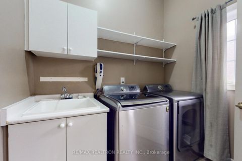 Photo 16 at 363 Maria Antonia Road, Vellore Village, Vaughan