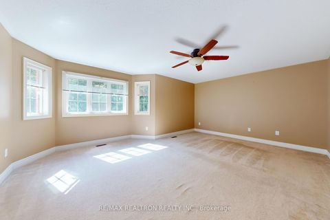 Photo 17 at 363 Maria Antonia Road, Vellore Village, Vaughan