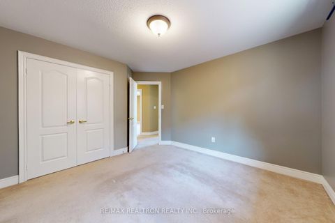 Photo 31 at 363 Maria Antonia Road, Vellore Village, Vaughan