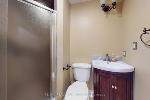 Photo 37 at 363 Maria Antonia Road, Vellore Village, Vaughan