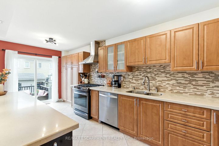 Photo 15 at 3856 Skyview Street, Churchill Meadows, Mississauga