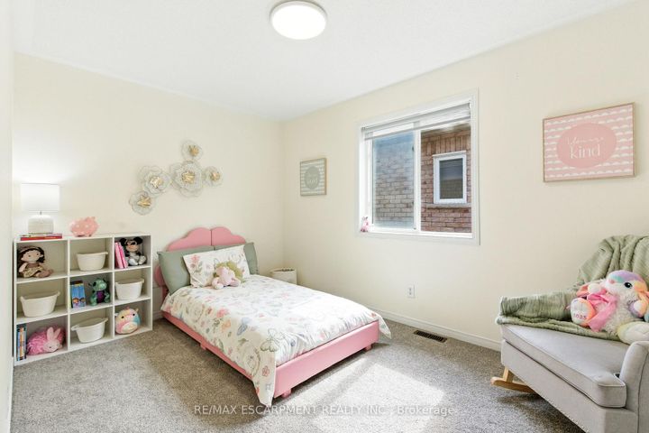 Photo 23 at 3856 Skyview Street, Churchill Meadows, Mississauga