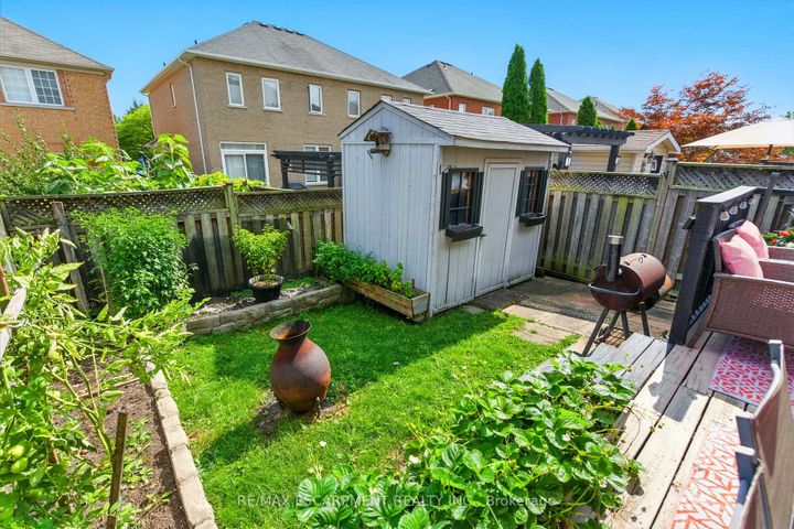 Photo 37 at 3856 Skyview Street, Churchill Meadows, Mississauga