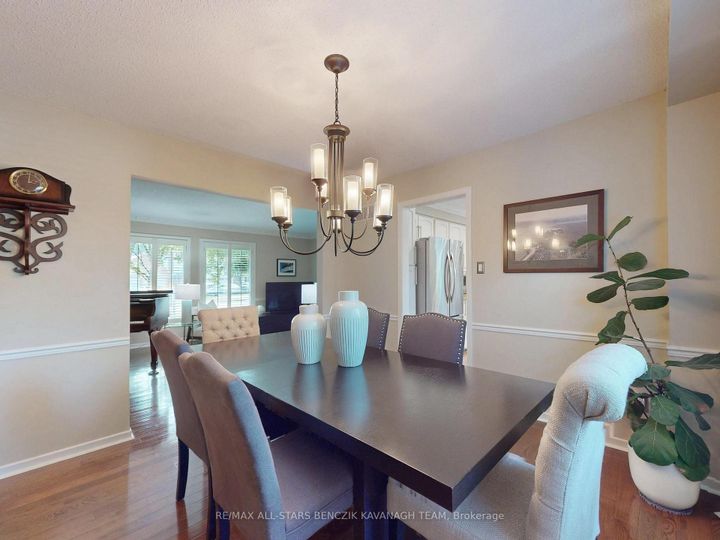 Photo 6 at 93 Sir Lancelot Drive, Markham Village, Markham