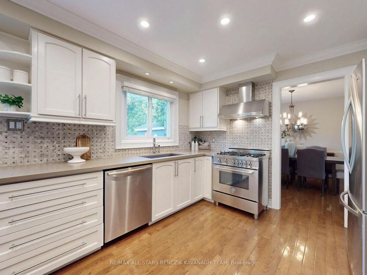 Photo 8 at 93 Sir Lancelot Drive, Markham Village, Markham