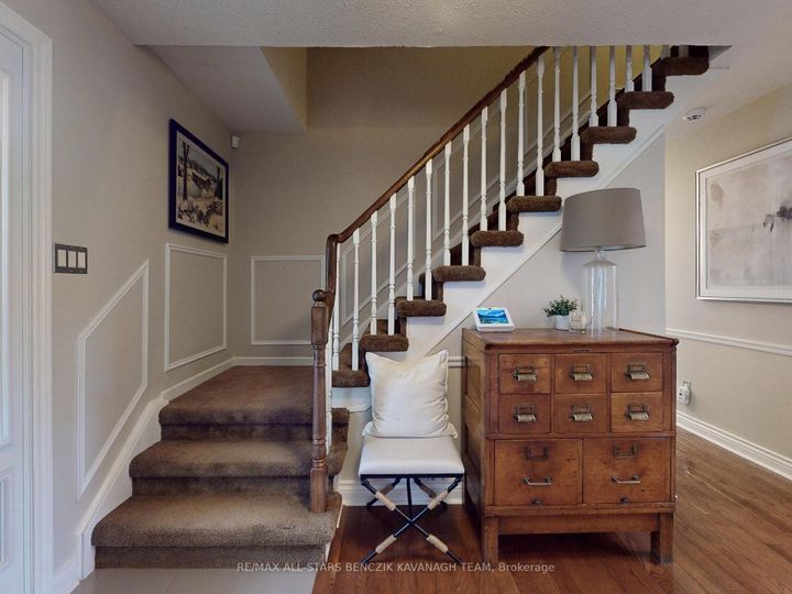 Photo 13 at 93 Sir Lancelot Drive, Markham Village, Markham