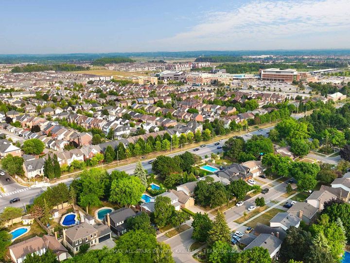 Photo 30 at 93 Sir Lancelot Drive, Markham Village, Markham