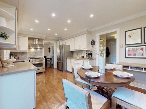 Photo 9 at 93 Sir Lancelot Drive, Markham Village, Markham