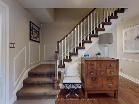 Photo 13 at 93 Sir Lancelot Drive, Markham Village, Markham