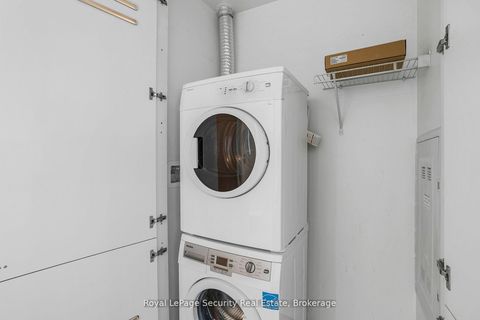 Photo 7 at 320 - 629 King Street, Waterfront Communities C1, Toronto