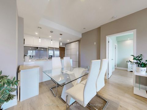 Photo 4 at 619 - 8 Maison Parc Court, Lakeview Estates, Vaughan