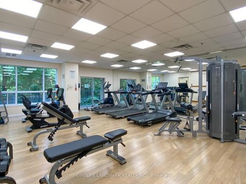 Photo 27 at 619 - 8 Maison Parc Court, Lakeview Estates, Vaughan