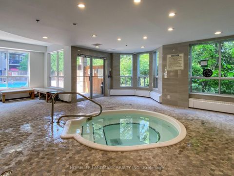 Photo 31 at 619 - 8 Maison Parc Court, Lakeview Estates, Vaughan