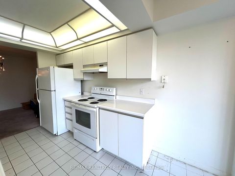 Photo 3 at 302 - 1131 Steeles Avenue W, Branson, Toronto