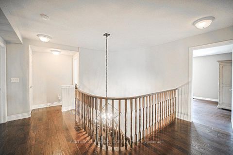 Photo 14 at 204 Ivy Jay Crescent, Bayview Northeast, Aurora