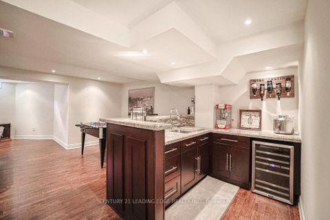 Photo 37 at 204 Ivy Jay Crescent, Bayview Northeast, Aurora