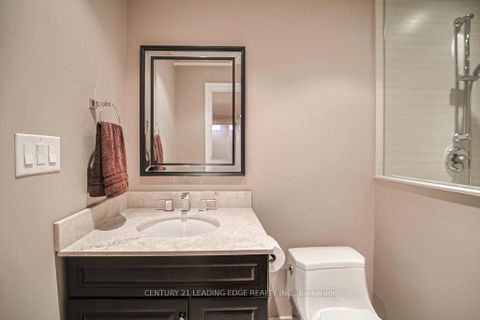 Photo 40 at 204 Ivy Jay Crescent, Bayview Northeast, Aurora