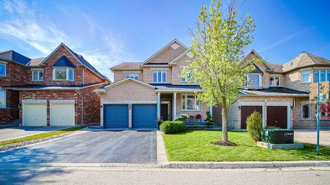 Photo 49 at 204 Ivy Jay Crescent, Bayview Northeast, Aurora