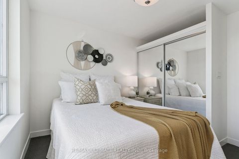 Photo 14 at 1402 - 816 Lansdowne Avenue, Junction, Toronto