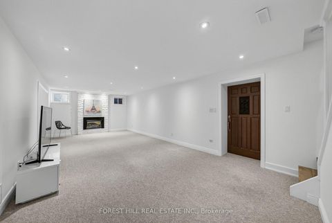 Photo 31 at 37 Cherry Post Crescent, Markland Wood, Toronto