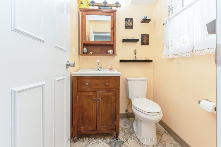 Photo 19 at 13 Simmons Boulevard, Madoc, Brampton