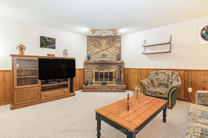Photo 24 at 13 Simmons Boulevard, Madoc, Brampton