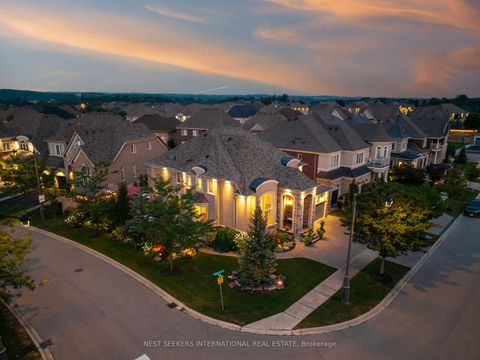 Photo 5 at 9 Black Duck Trail, Nobleton, King