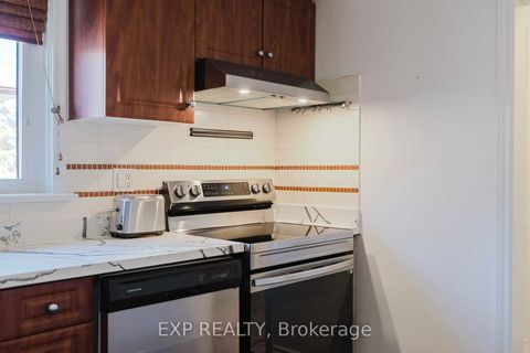 Photo 17 at 30 Ronway Crescent, Woburn, Toronto
