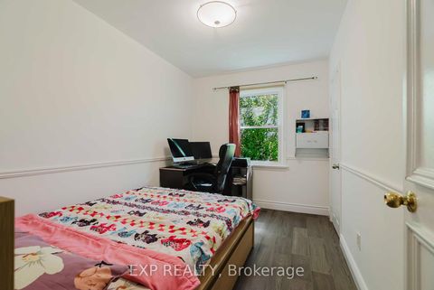 Photo 20 at 30 Ronway Crescent, Woburn, Toronto