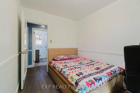 Photo 21 at 30 Ronway Crescent, Woburn, Toronto