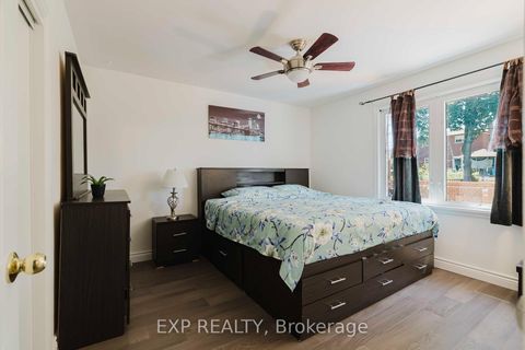 Photo 23 at 30 Ronway Crescent, Woburn, Toronto