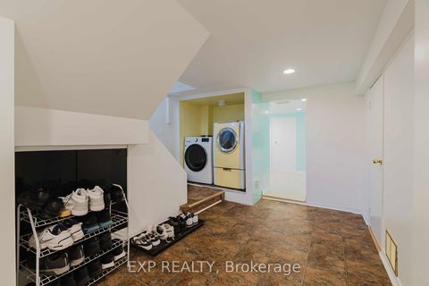 Photo 33 at 30 Ronway Crescent, Woburn, Toronto