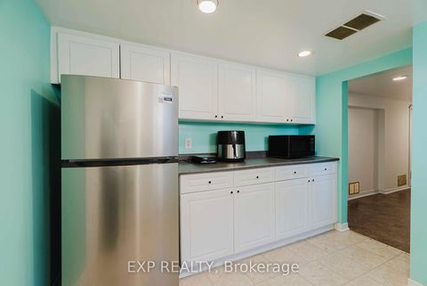 Photo 36 at 30 Ronway Crescent, Woburn, Toronto